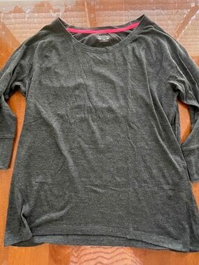 Calvin Klein performance women T- Shirt 3/4 sleeve gray Size M